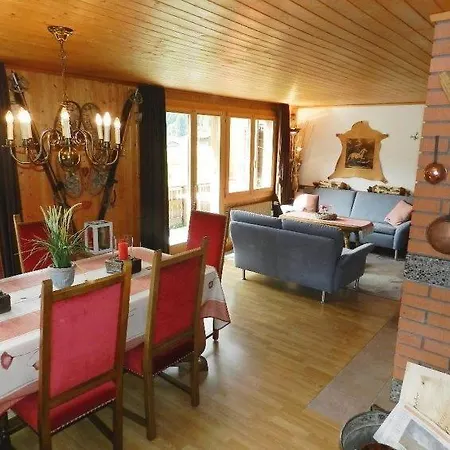 Feutersoey Sleeps 8 Wifi Appartement