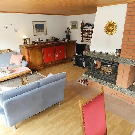 Apartment Feutersoey Sleeps 8 Wifi Gsteig