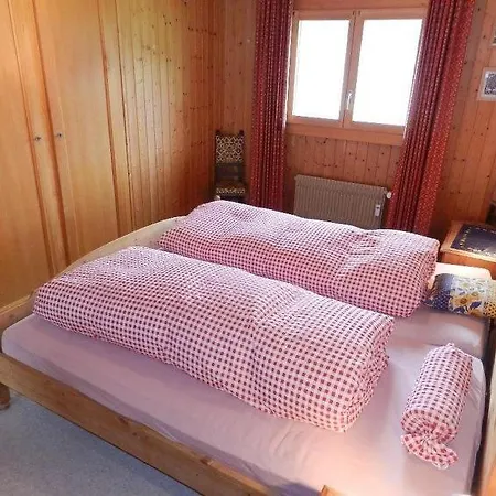 Feutersoey Sleeps 8 Wifi Apartment